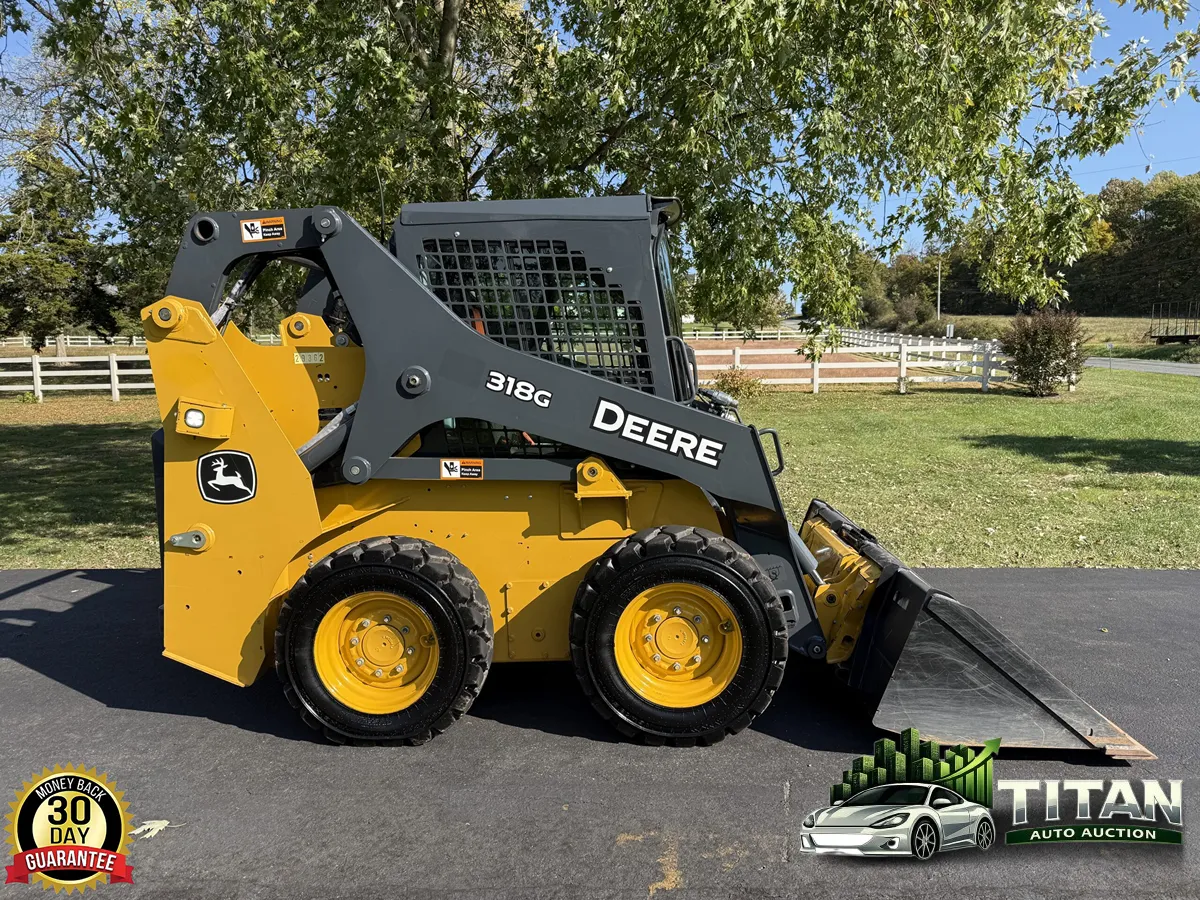 2019 John Deere 318G Skid Steer - Titan Auto Auction